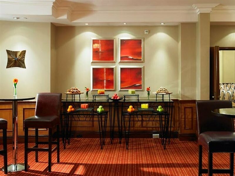 Фото London Marriott Hotel Maida Vale