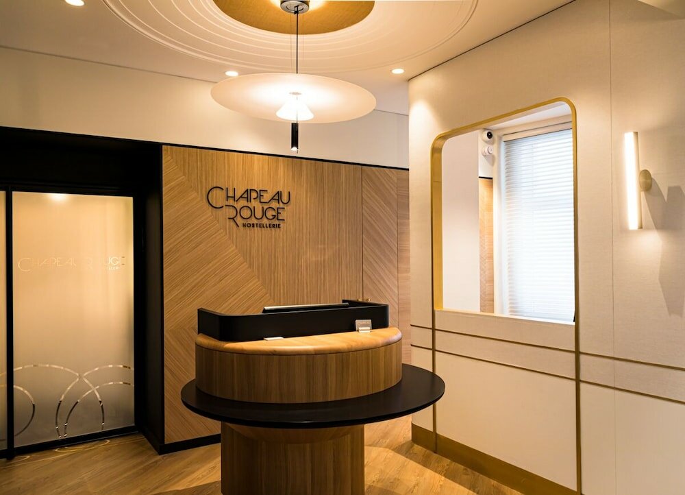 Фото Hostellerie Du Chapeau Rouge