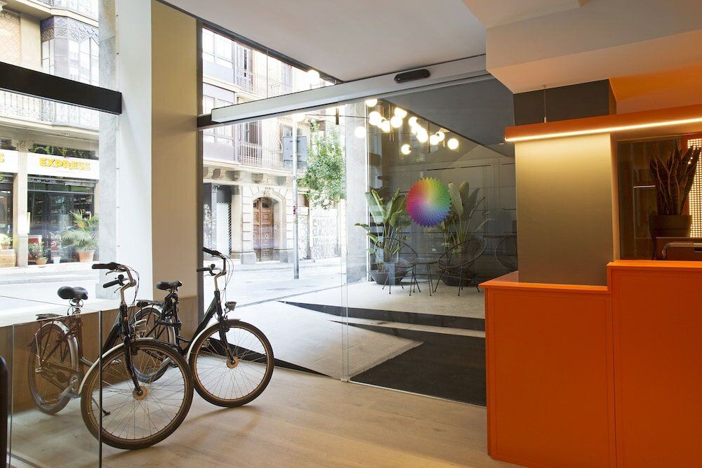 Фото Chic&basic Reding