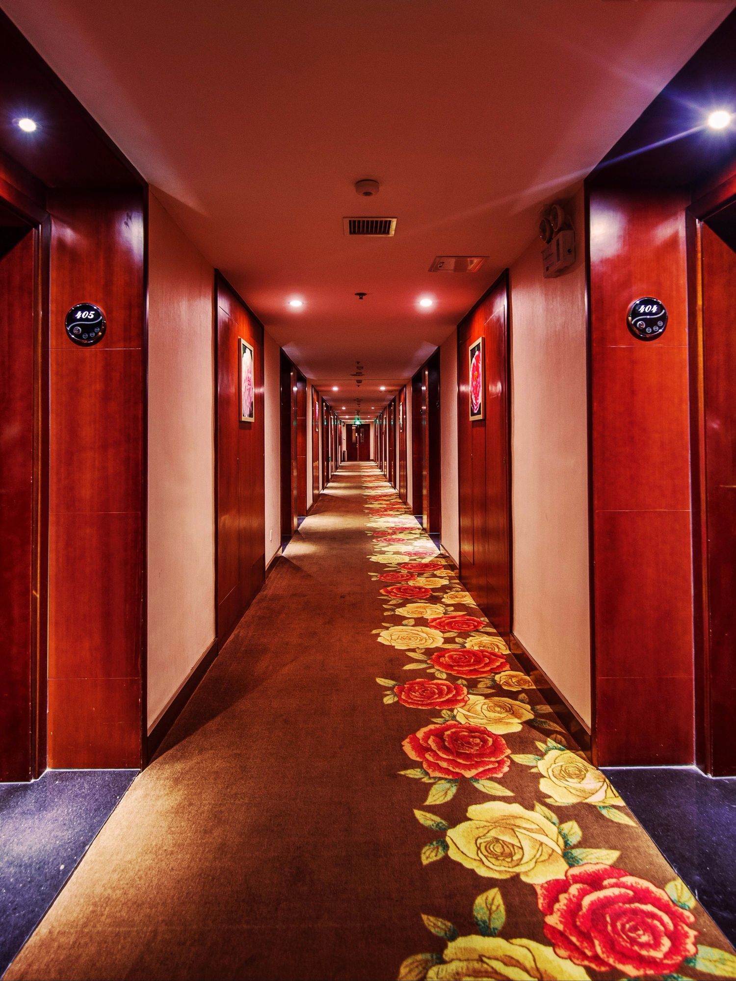 Фото Luoyang New Friendship Hotel