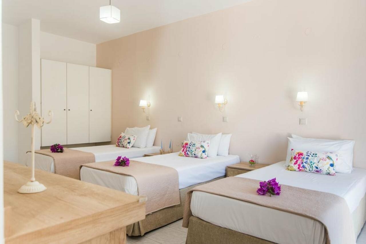 Фото Emerald Hotel