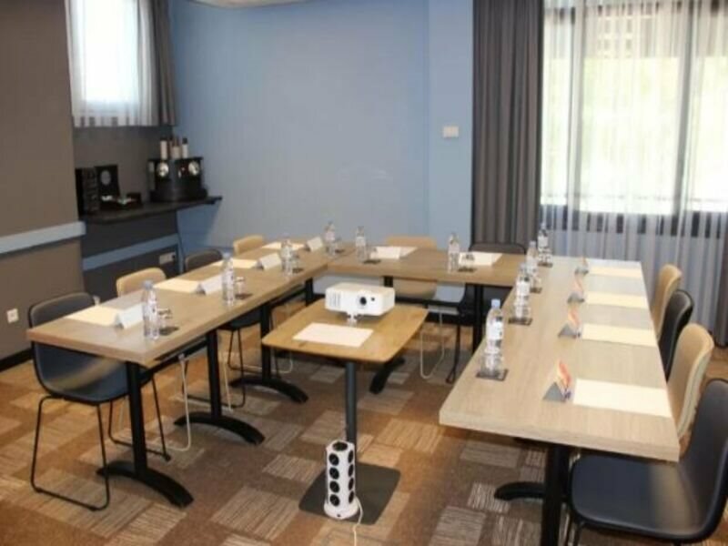 Фото Ibis Avignon Centre Gare