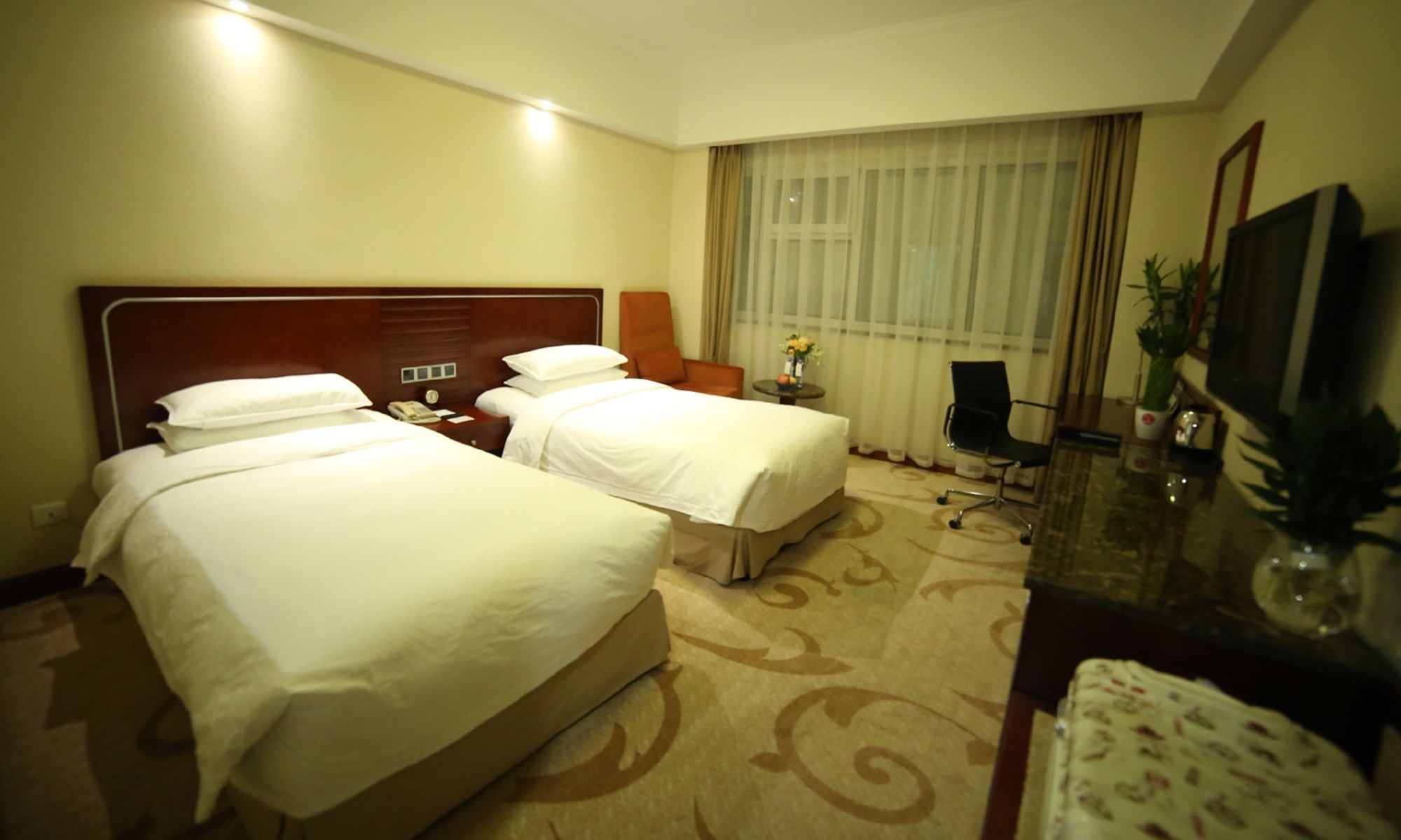 Фото Dalian Kerren Hotel