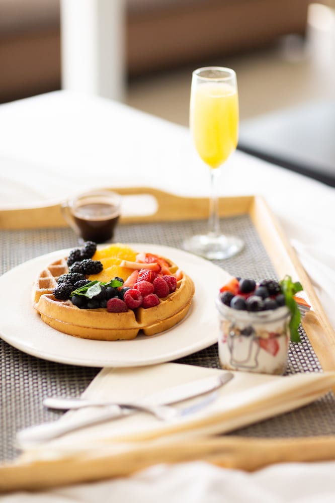 Фото Luxe Sunset Boulevard Hotel