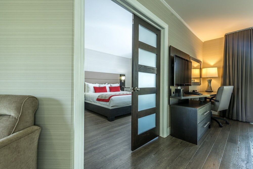 Фото Ramada by Wyndham Ottawa On The Rideau