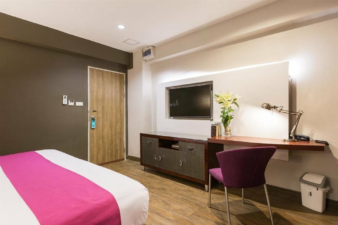 Фото Ratchada Point Hotel