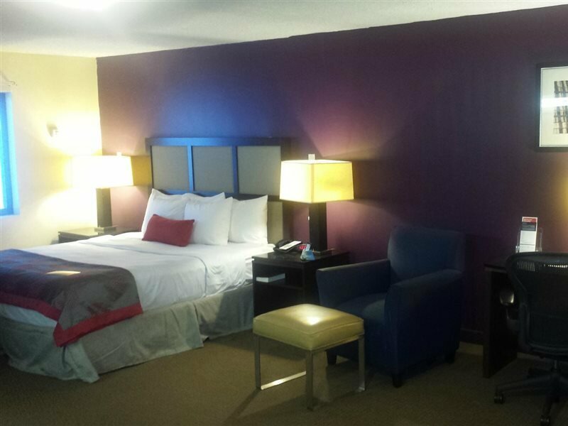 Фото Ramada by Wyndham Rockaway