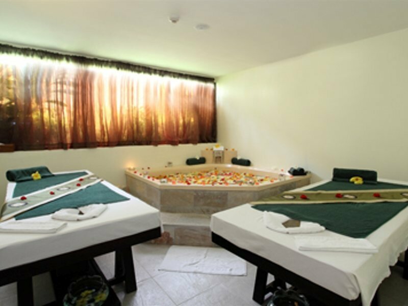 Фото Blue Ocean Resort