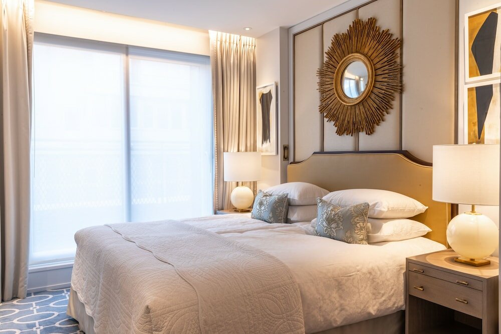 Фото Continental