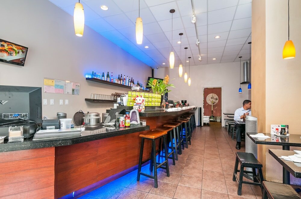 Фото The Pickwick Hotel