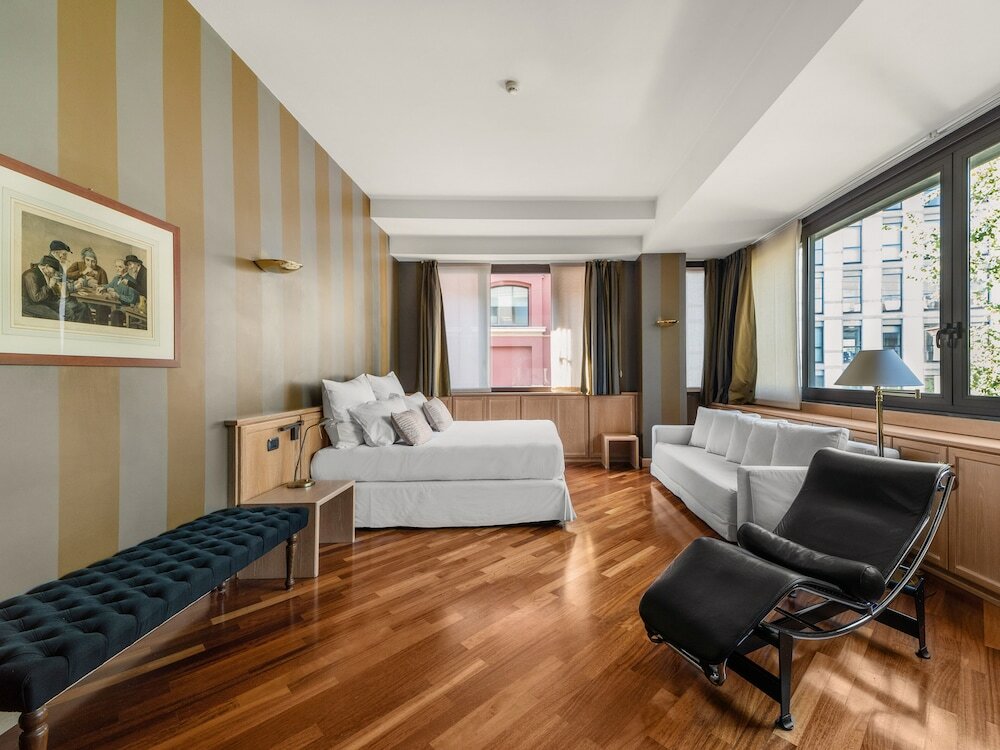 Фото Camperio House Suites