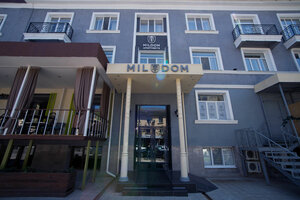 отель Mildom Hotel