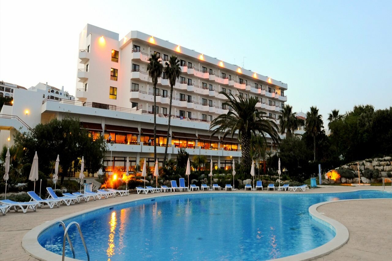 Фото отеля 1