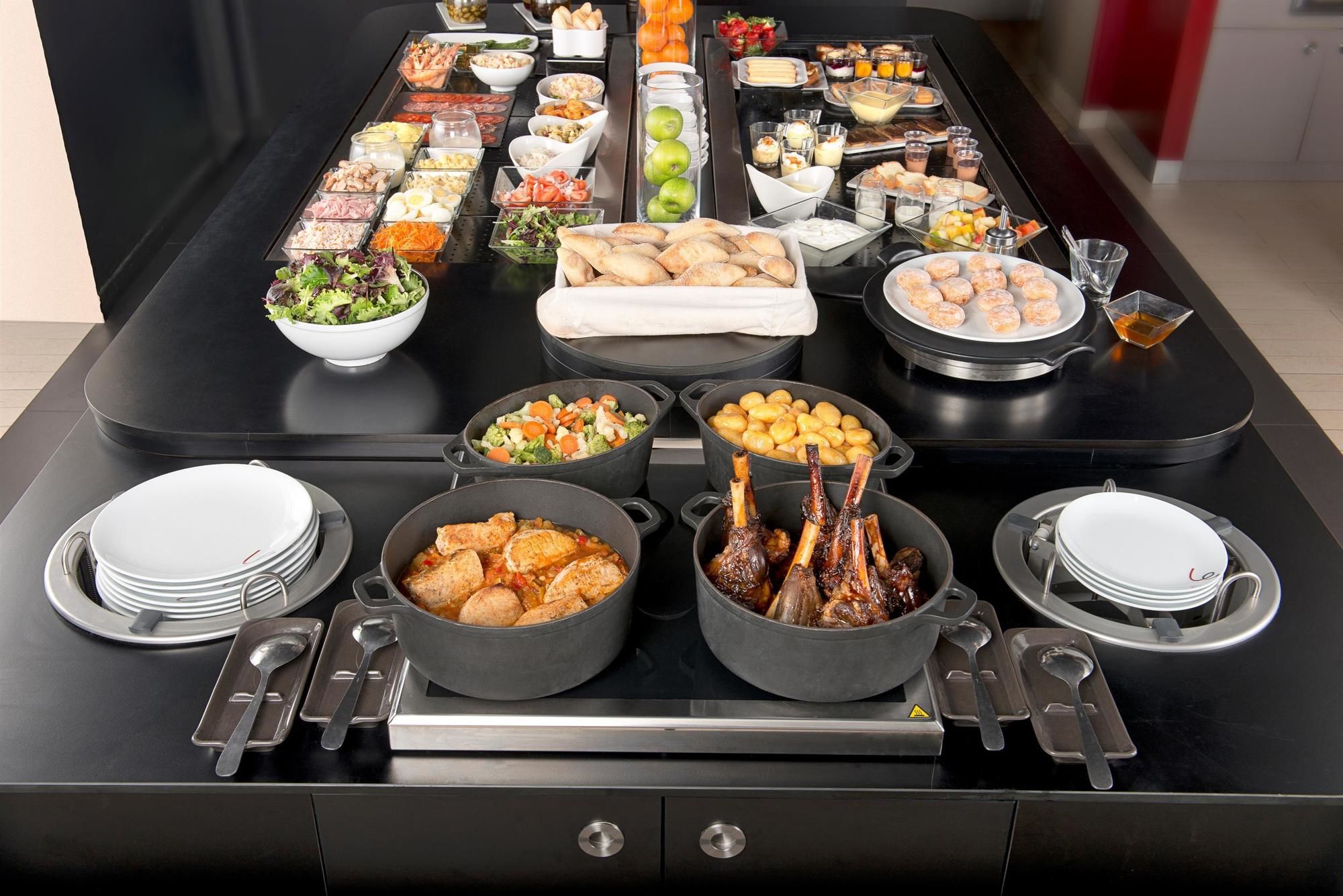 Фото Campanile Vichy - Bellerive Sur Allier