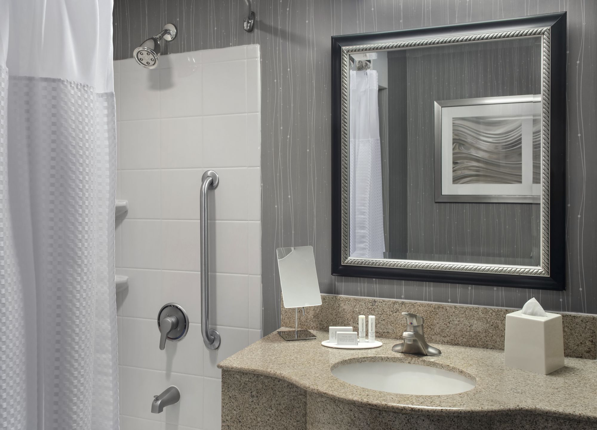 Фото Courtyard by Marriott Paramus