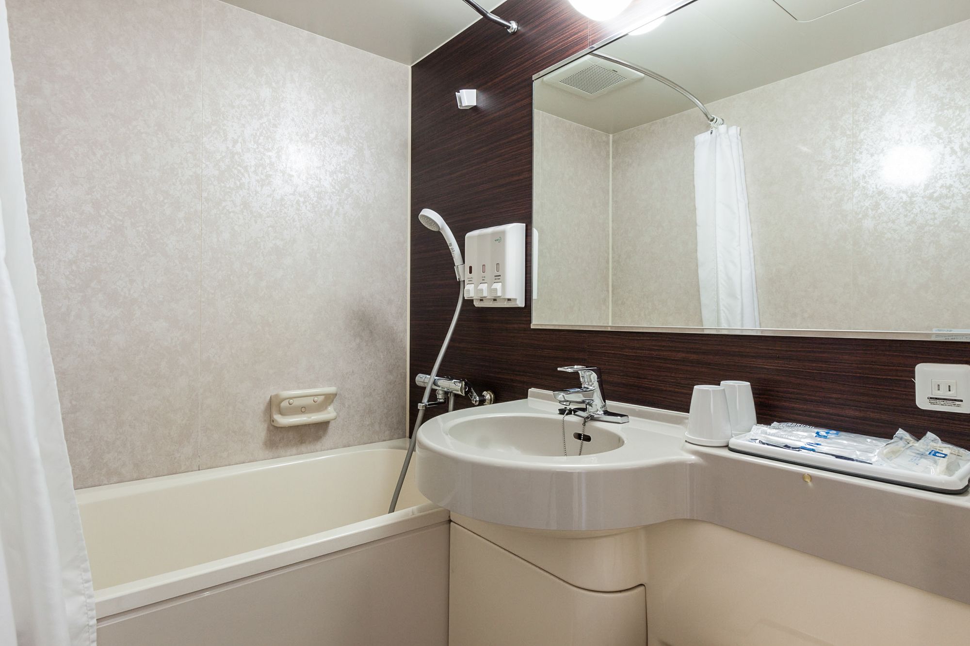 Фото Comfort Hotel Shin Yamaguchi