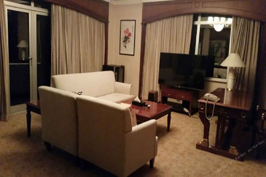 Фото Ritan Hotel Downtown Beijing