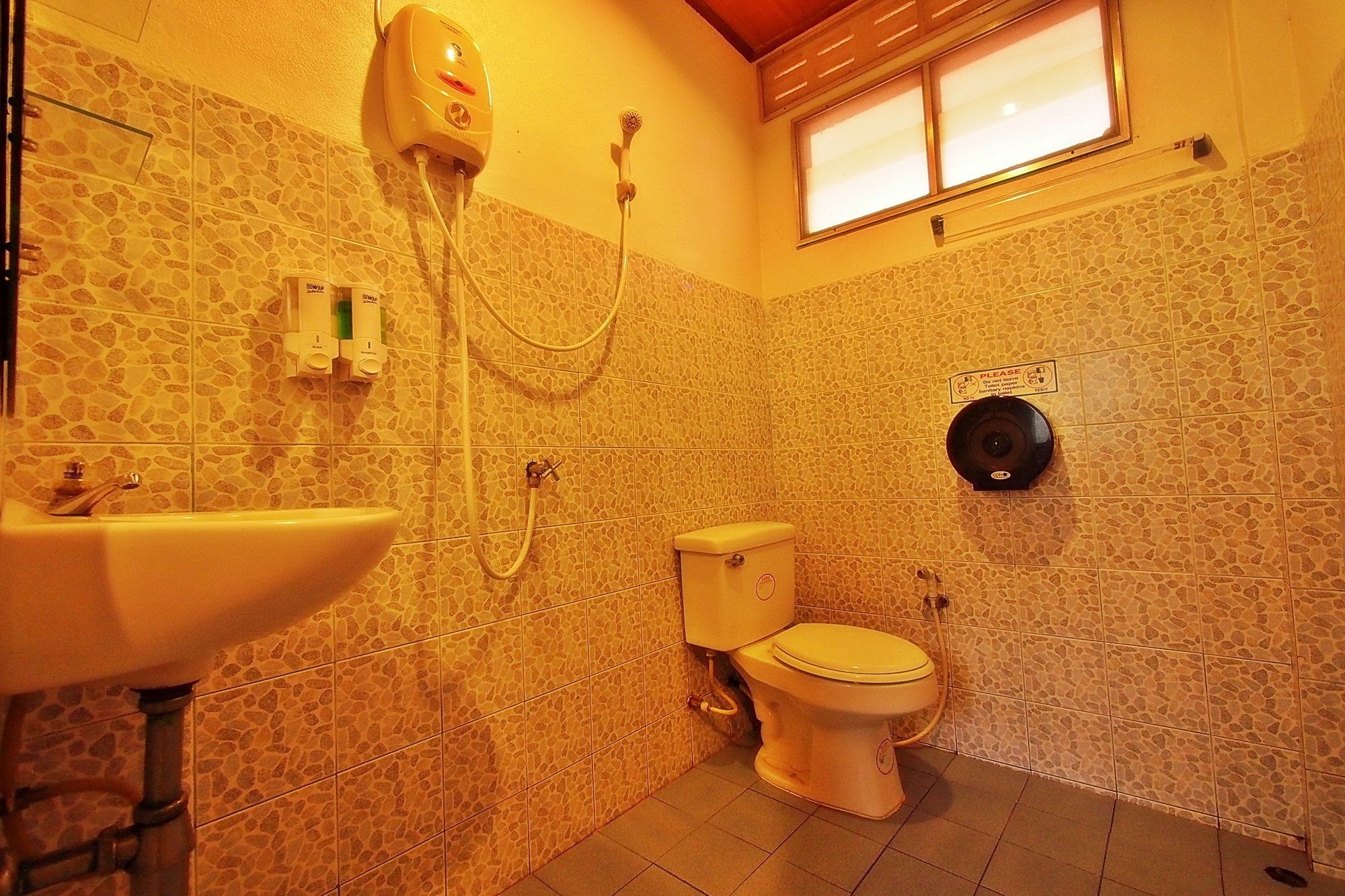 Фото Blue Diamond Resort