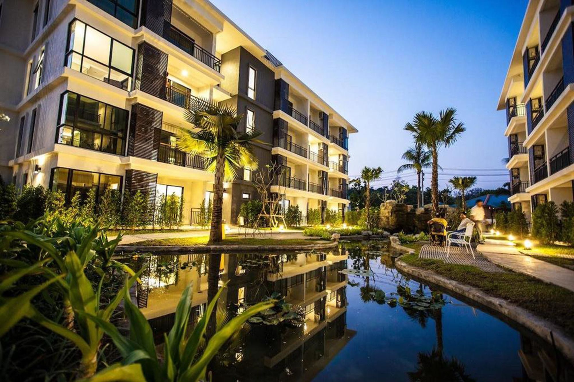 Фото The Title Beach Front