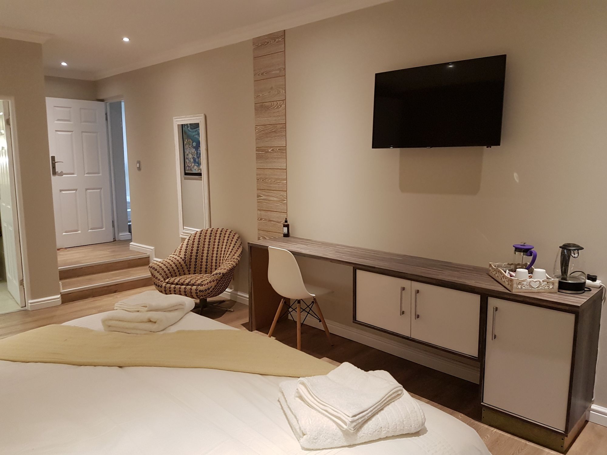 Фото Riverview Guesthouse