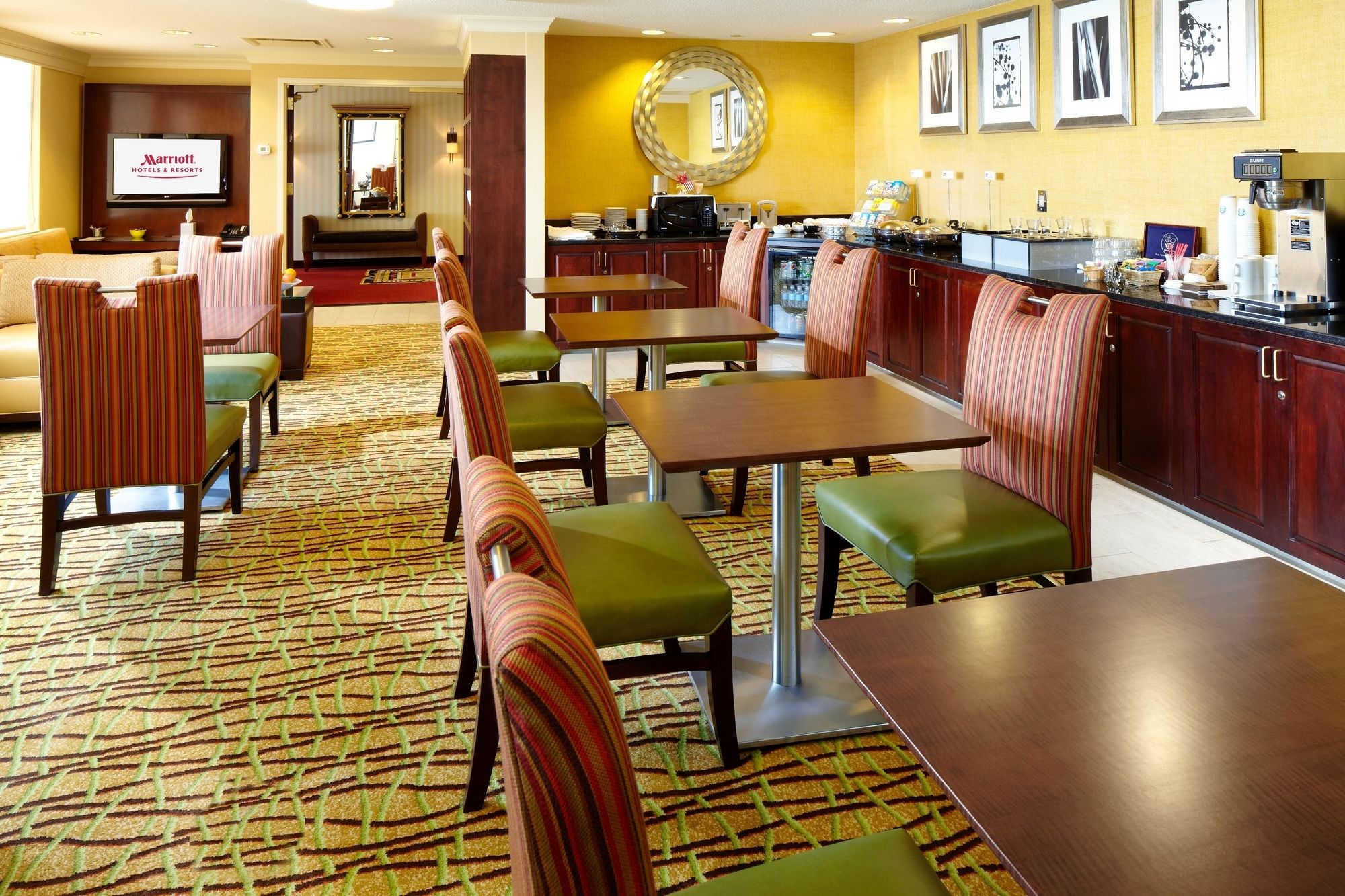 Фото West Des Moines Marriott