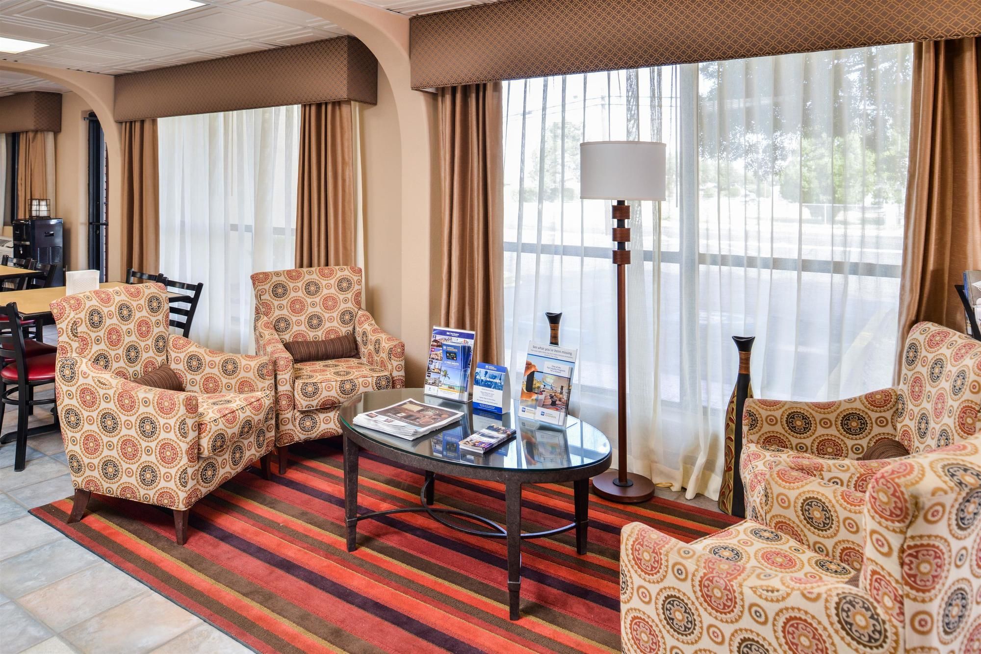 Фото Best Western Executive Inn