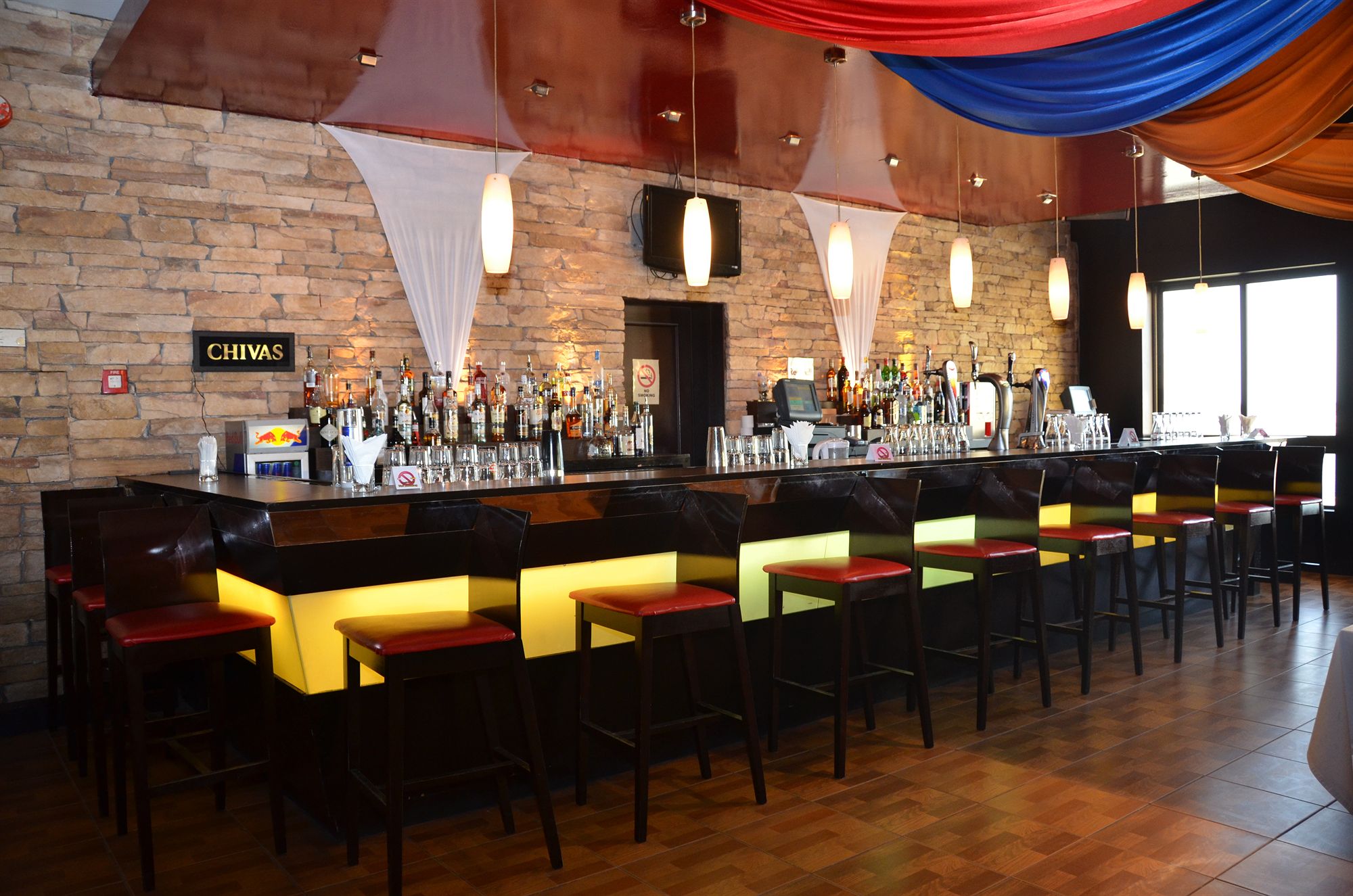 Фото Pars International Hotel