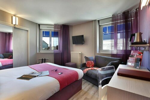 Гостиница The Originals City, Hôtel le St Martial, Limoges в Лиможе