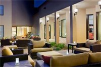 Фото Sonesta Select Milwaukee Brookfield