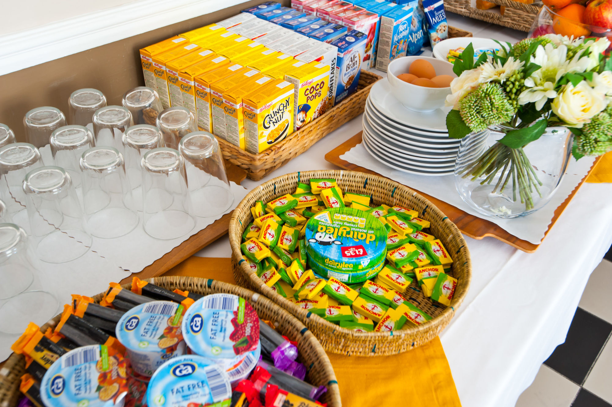 Фото The Crescent Hyde Park