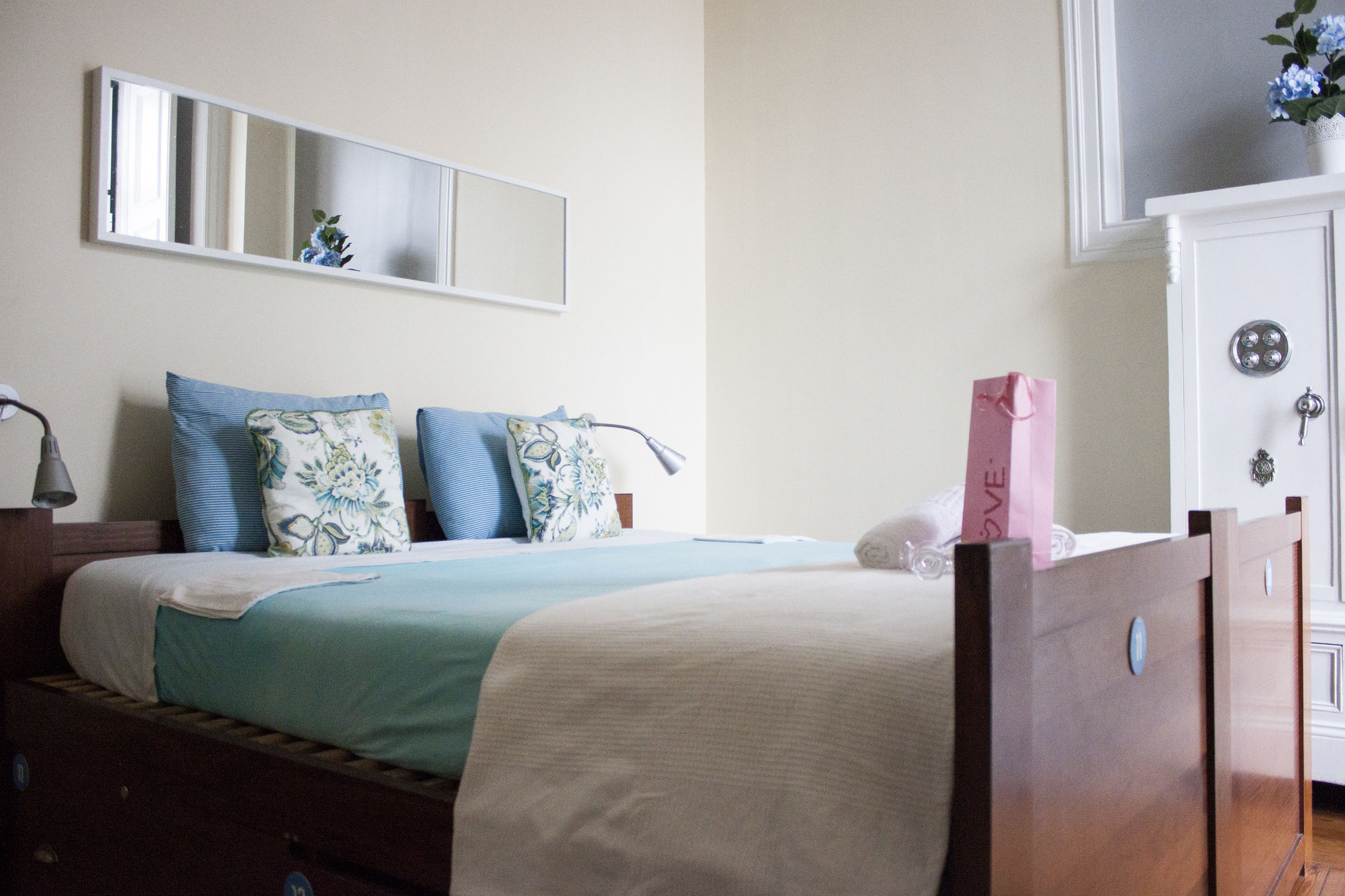 Фото Lisb'on Hostel