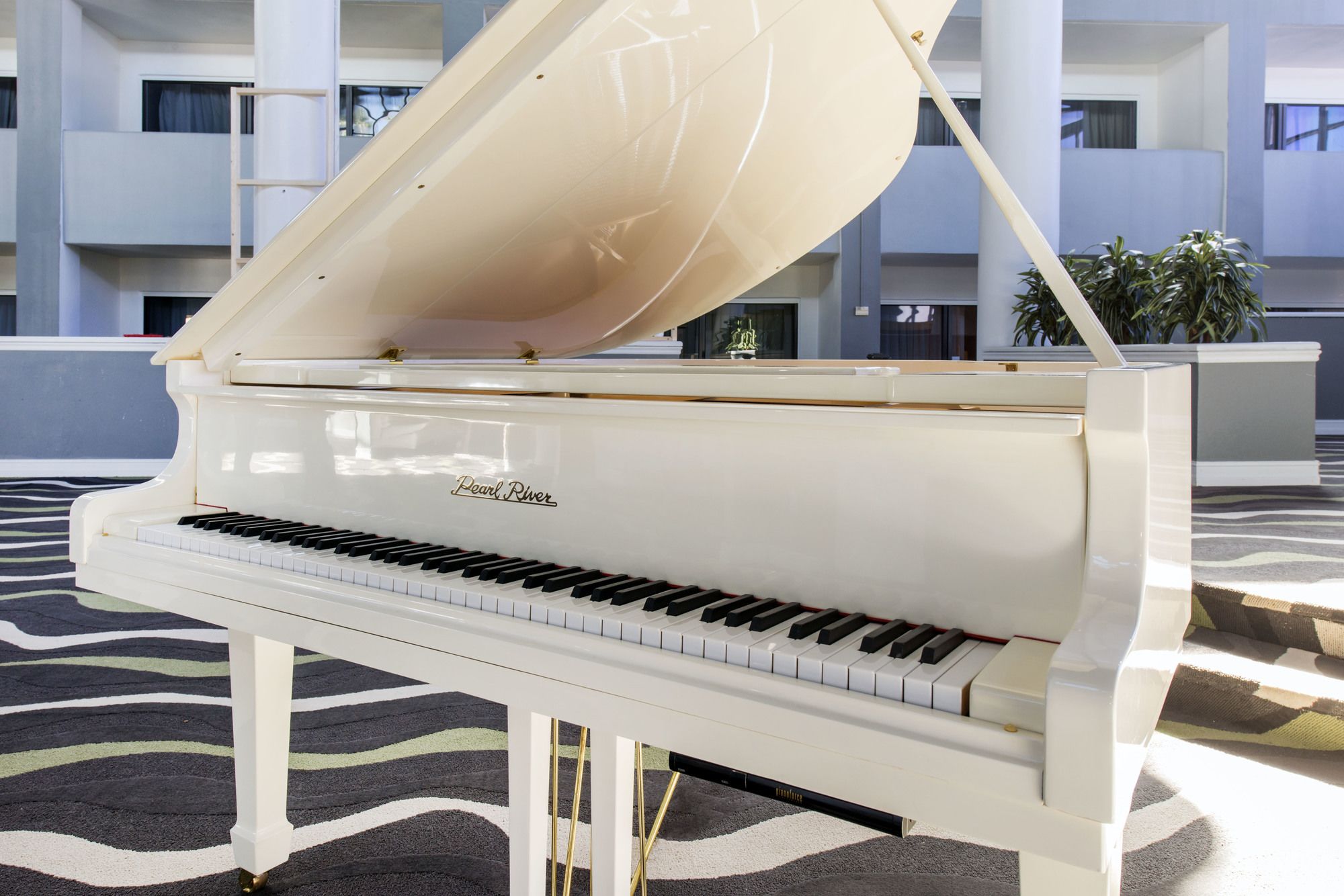 Фото Orlando International Airport Hotel