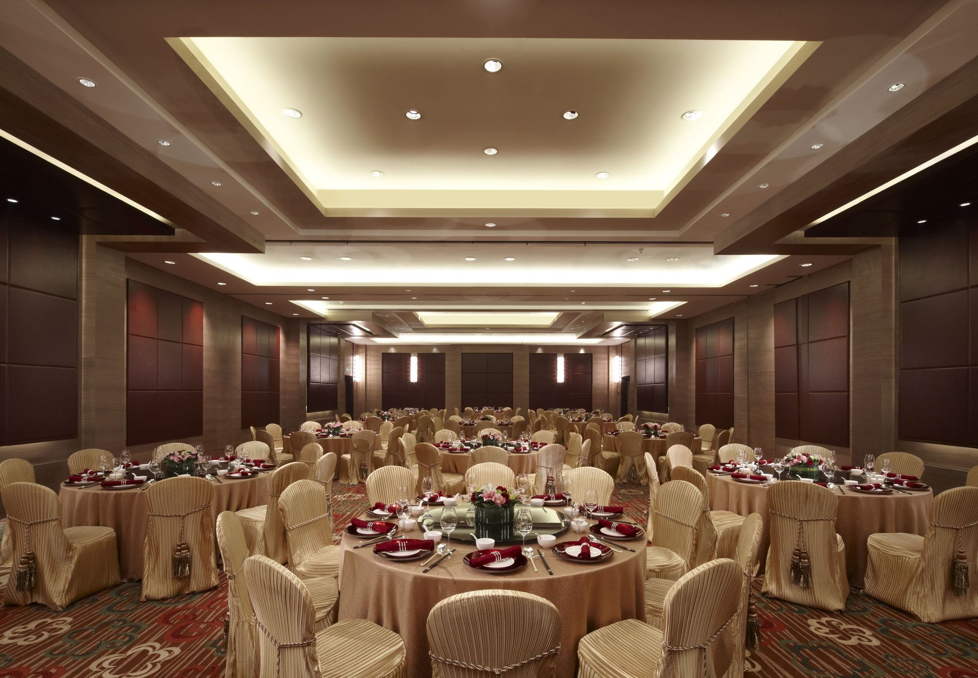 Фото Courtyard by Marriott Kunshan Hotel