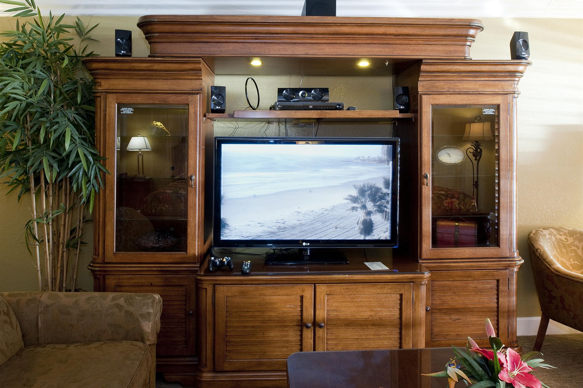 Фото Pacific Terrace Hotel