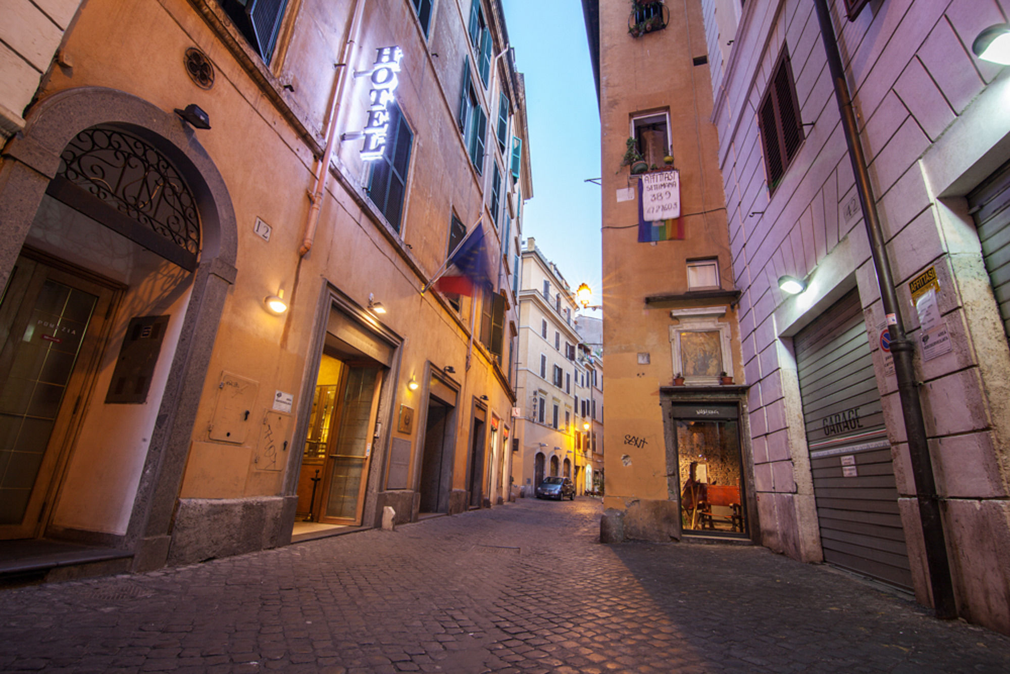 Фото Hotel Pomezia