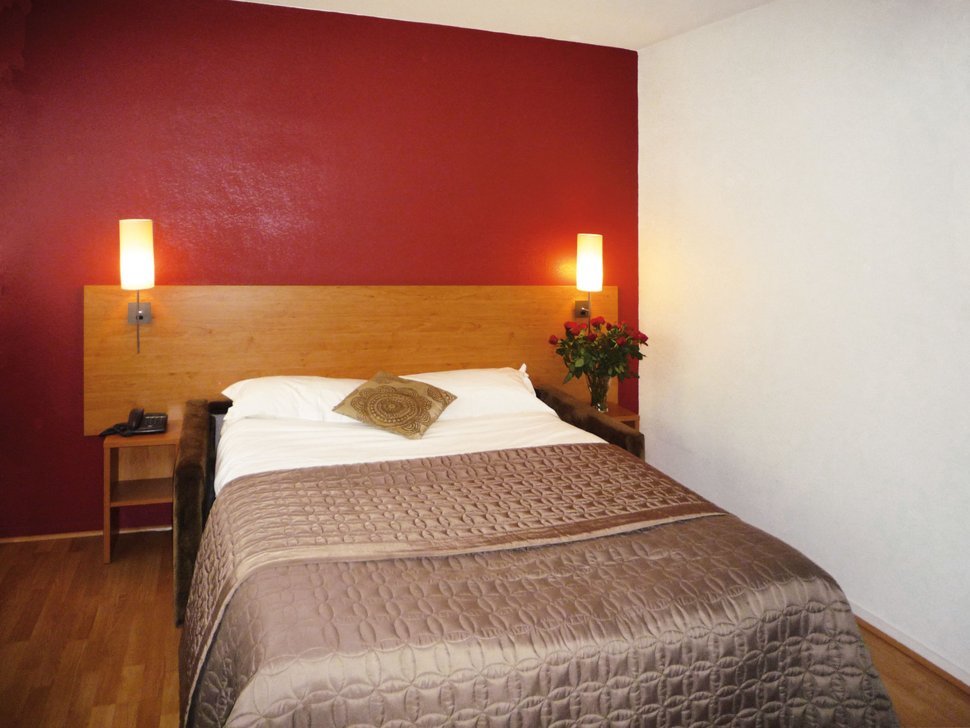 Фото Séjours et Affaires Montreuil Saint Mandé