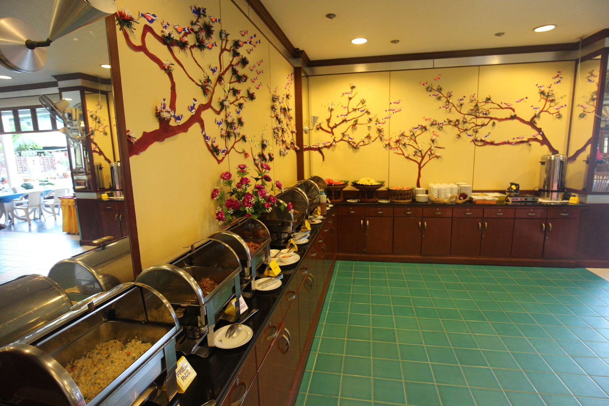 Фото Phi Phi Hotel