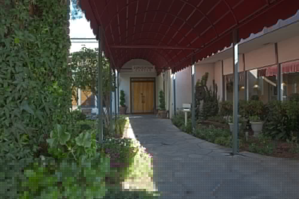 Фото Lamp Liter Inn