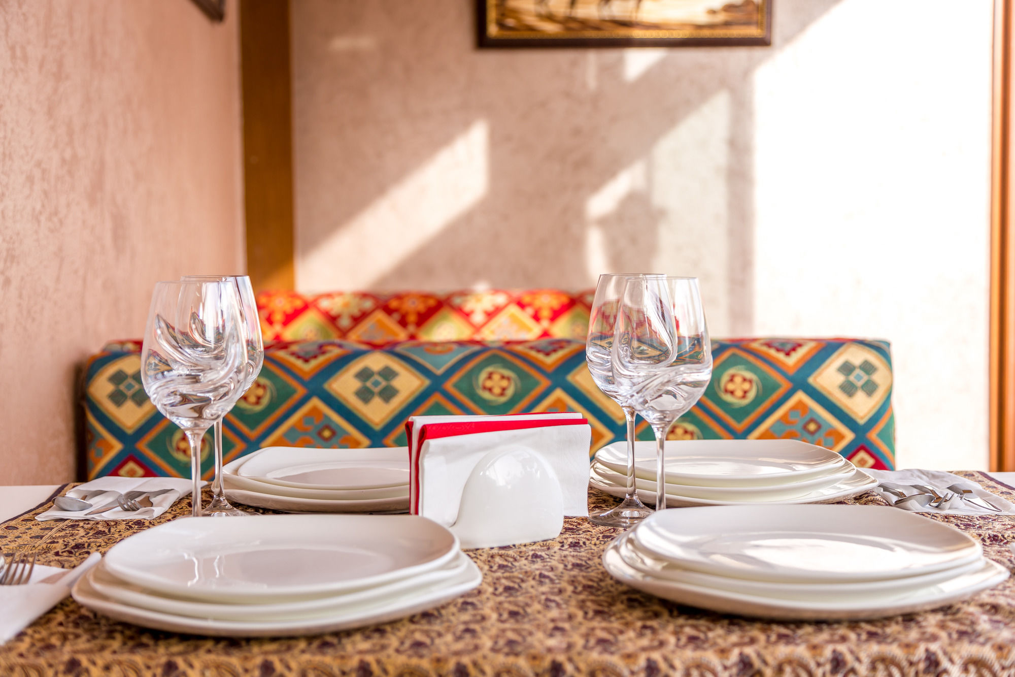 Фото Premier Old Gates Hotel