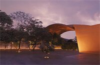 Фото The Roseate New Delhi