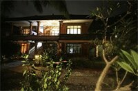 Фото Puri Naga Beachfront Cottages