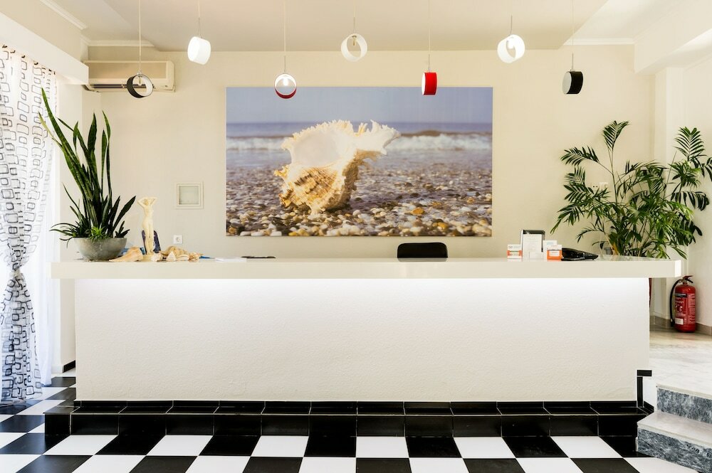 Фото Апарт-отель Terinikos