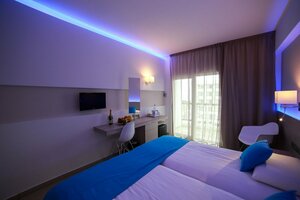 Гостиница Les Palmiers Boutique Beach Hotel and Luxury Apartments