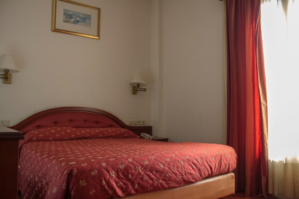 Фото Art Pythia Hotel