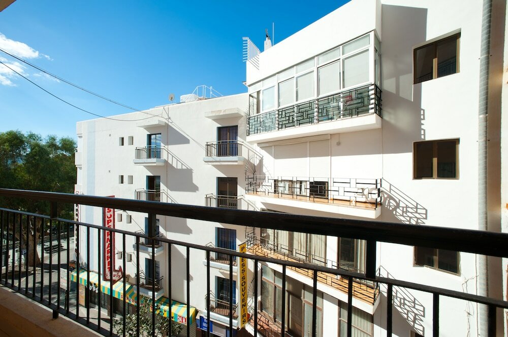 Фото The Red Hotel by Ibiza Feeling 