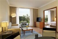 Фото Hilton Bangalore Embassy GolfLinks