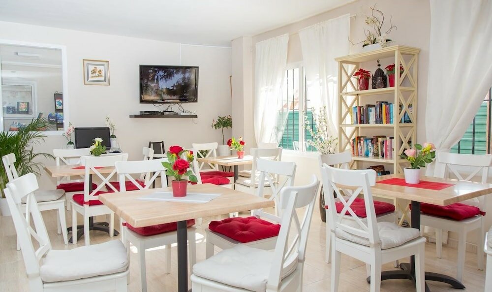 Фото Hotel Marbella