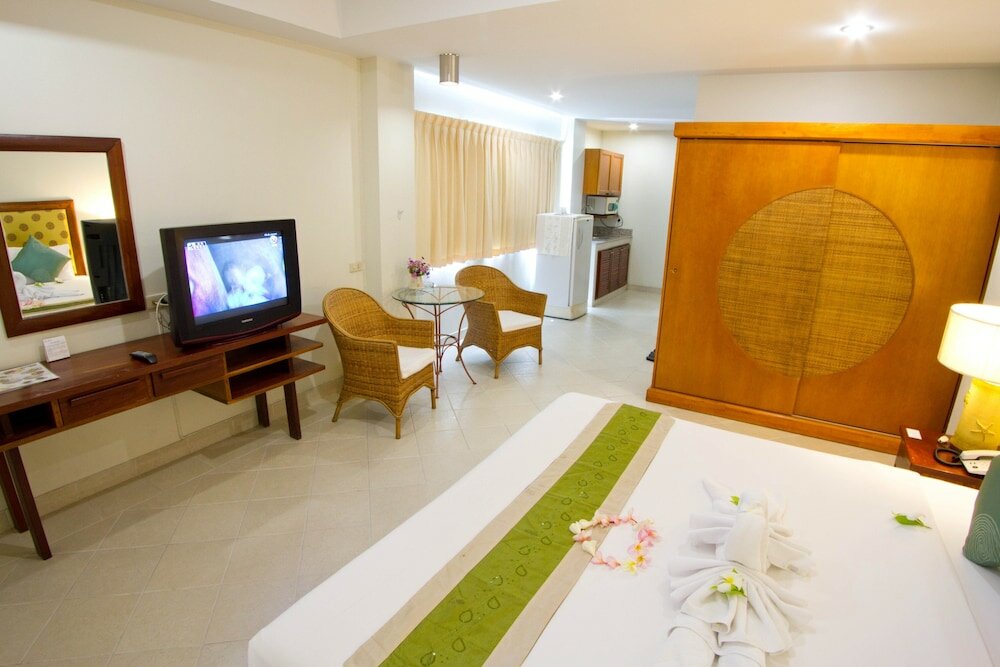 Фото Bella Villa Pattaya 3rd Road