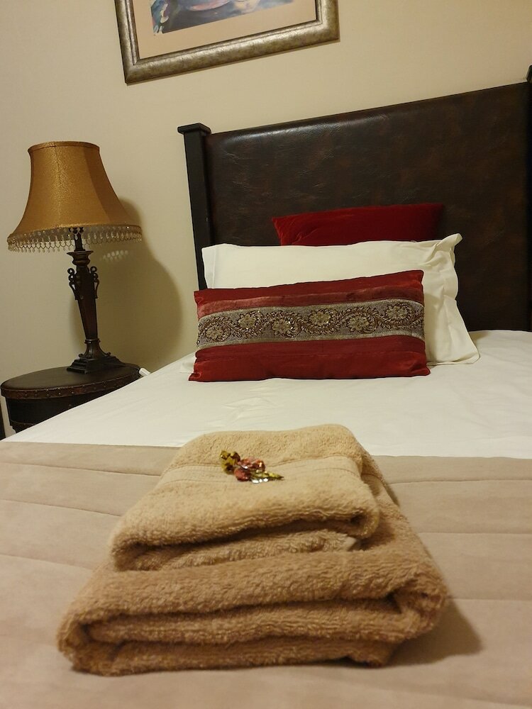 Фото 7th Street Guesthouse