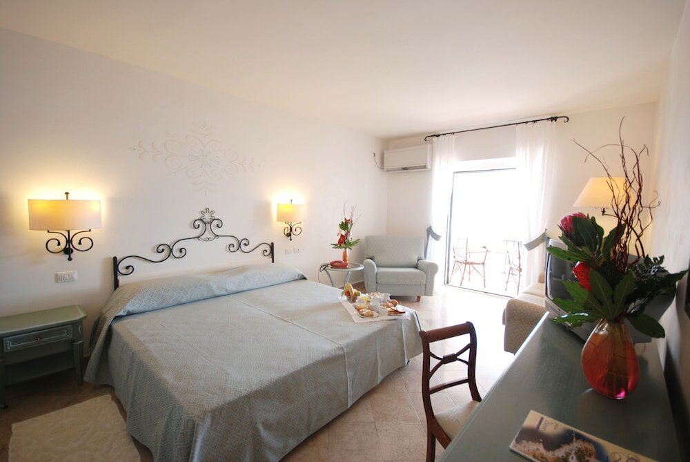 Фото El Faro Hotel & SPA